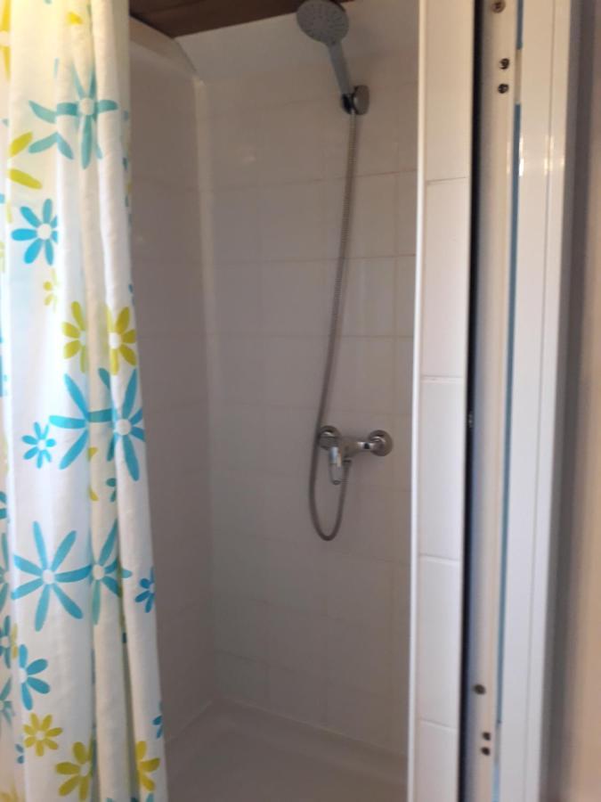 Tiny House 12M2 In Holiday Park With 55 M2 Pool Tolox Exterior photo